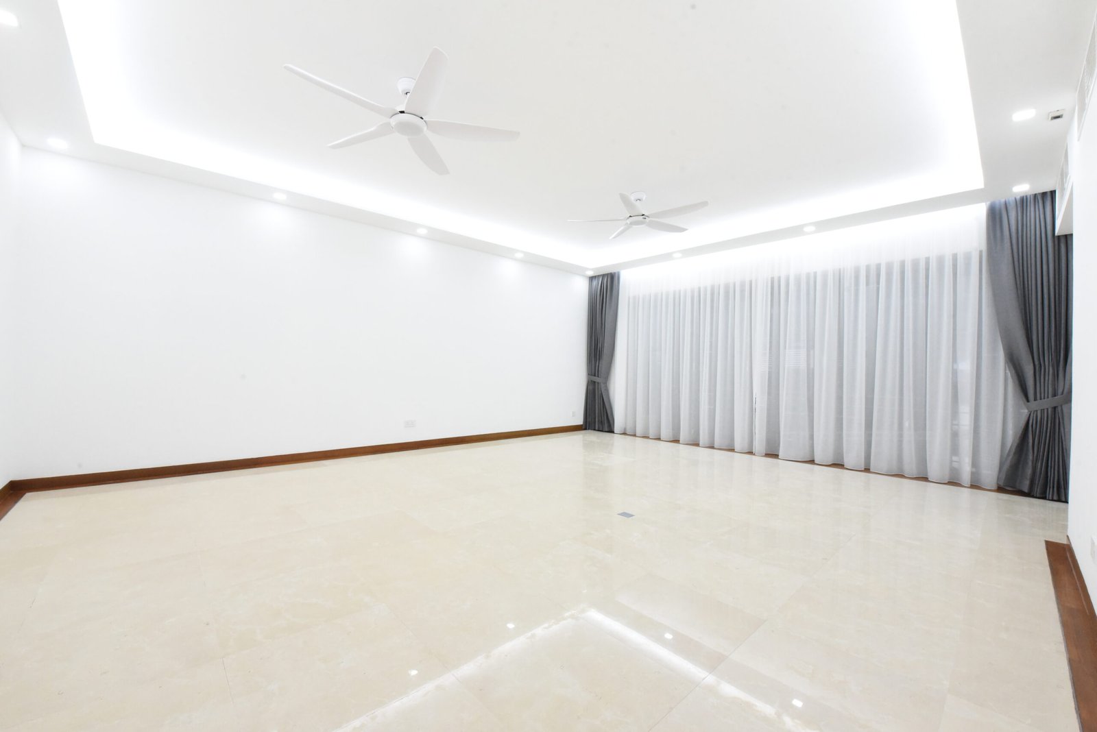 Nassim jade living room